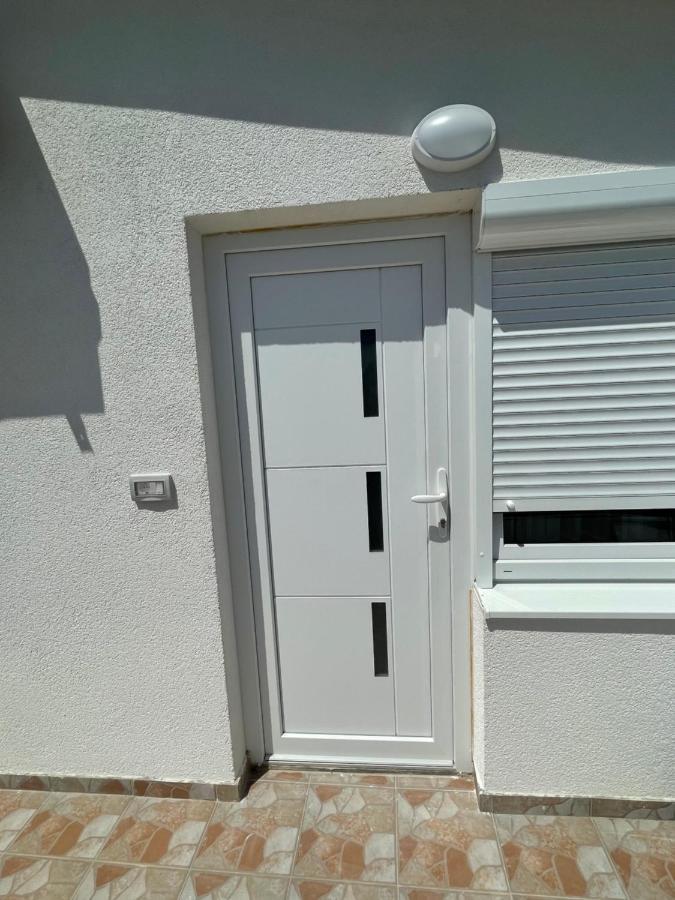 Mit-Apartments Šušanj Kültér fotó